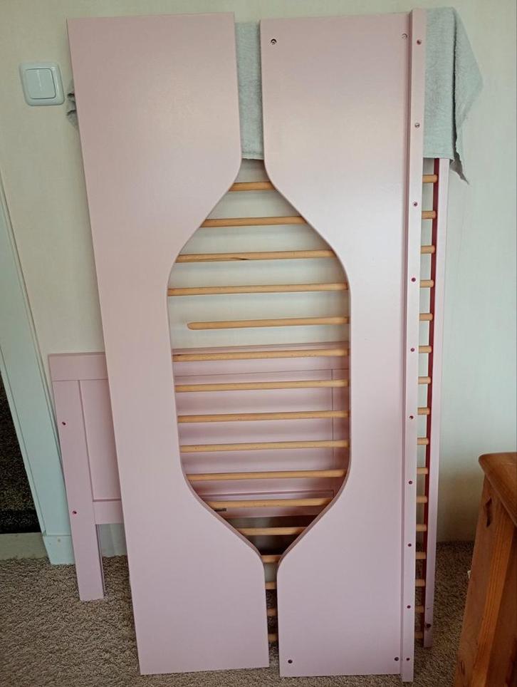 Bopita peuterbed in de kleur oud roze, Kinderen en Baby's, Kinderkamer | Bedden, Gebruikt, 140 tot 160 cm, 70 tot 85 cm, Matras