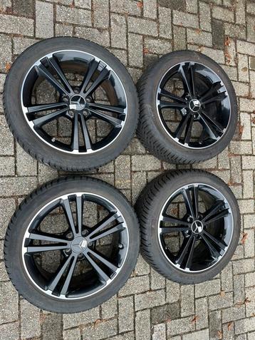 Mercedes A-klasse 225/45R18 18 inch Winterbanden nieuwstaat beschikbaar voor biedingen
