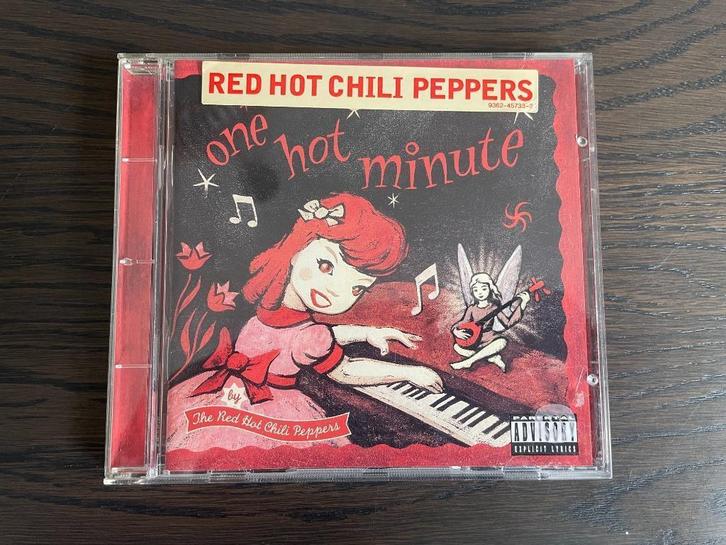 CD - Red Hot Chili Peppers - One hot minute, Cd's en Dvd's, Cd's | Pop, Zo goed als nieuw, 2000 tot heden, Ophalen of Verzenden