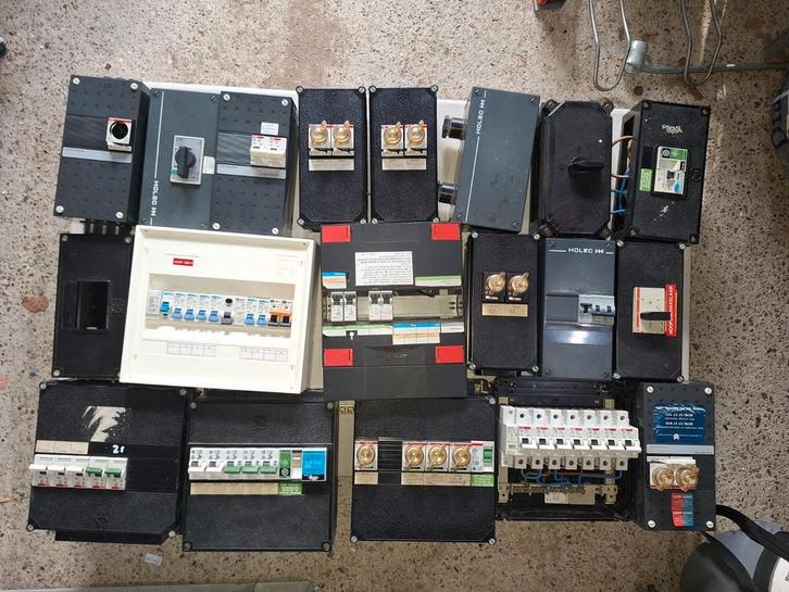 Groepenkasten gebruikt., Hobby en Vrije tijd, Elektronica-componenten, Zo goed als nieuw, Ophalen of Verzenden