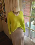 Leuke neon geel/groene trui M/L, Kleding | Dames, Truien en Vesten, Maat 38/40 (M), Verzenden, Geel, Zo goed als nieuw