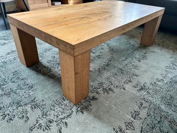 Salontafel massief eiken beschikbaar voor biedingen