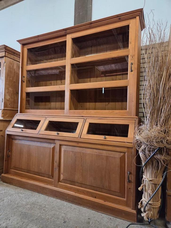 Prachtige grenen vitrinekast / grutterskast / servieskast, Huis en Inrichting, Kasten | Buffetkasten, Zo goed als nieuw, 200 cm of meer