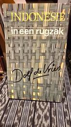 Indonesië in een rugzak - Dolf de Vries, Dolf de Vries, Ophalen of Verzenden, Reisgids of -boek, Azië