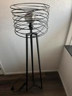 Mooie industriële vloerlamp, Huis en Inrichting, Lampen | Vloerlampen, Ophalen, Zo goed als nieuw, Metaal, 150 tot 200 cm