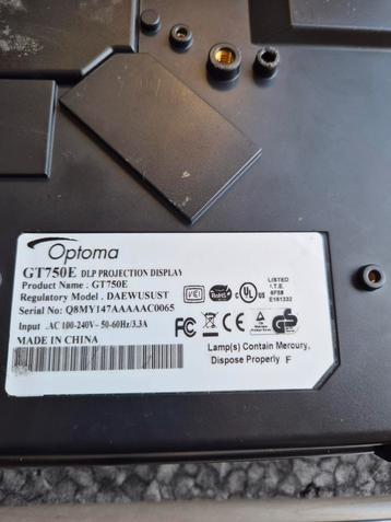 Gaming beamer  beschikbaar voor biedingen