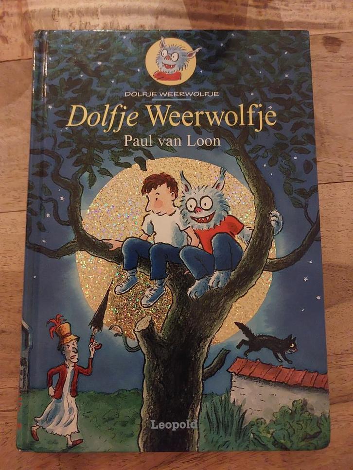 Dolfje Weerwolfje - Paul van Loon, Boeken, Kinderboeken | Jeugd | onder 10 jaar, Zo goed als nieuw, Fictie algemeen, Ophalen