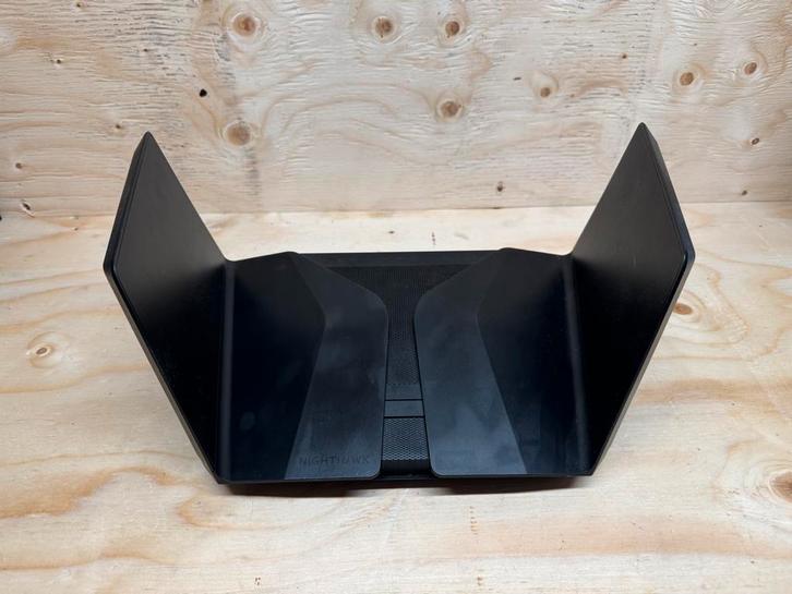 Netgear Nighthawk AX12 – WiFi 6 router, Computers en Software, Routers en Modems, Gebruikt, Router, Ophalen of Verzenden