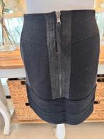 Nieuwe, Chique Zwarte wollen rok Marc Cain 36/nr2/S., Zwart, Nieuw, Ophalen of Verzenden, Maat 36 (S)