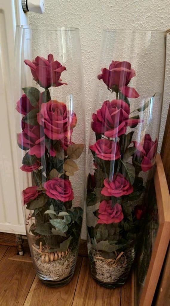 Samen 2 glazen vazen met bloemstukken, Ophalen, Overige kleuren, 75 cm of meer, Glas