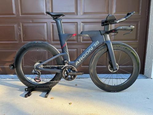 2022 ARGON 18 E-119 TRI+ DISC - Medium, Fietsen en Brommers, Fietsen | Racefietsen, Zo goed als nieuw, Overige merken, Meer dan 20 versnellingen