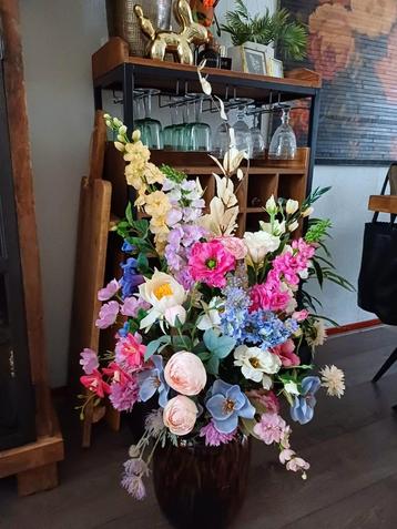 Prachtige zijden bloemen boeket nieuw  beschikbaar voor biedingen