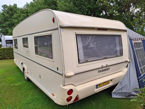Nette en ruime Tabbert Comtesse 560 DV uit 2002, Caravans en Kamperen, Caravans, Particulier, tot en met 5, 1250 - 1500 kg, Rondzit