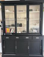 Gratis grote kast - 163x47x210 cm, Huis en Inrichting, Kasten | Buffetkasten, Ophalen, Gebruikt, 200 cm of meer, 150 tot 200 cm
