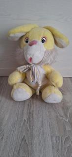 Geel Knuffel (Konijn)Paashaas)met Sjaal - Zo Goed Als Nieuw, Kinderen en Baby's, Speelgoed | Knuffels en Pluche, Ophalen of Verzenden