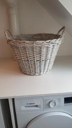 Leuke witte mand voor kerstboom, Ophalen, Gebruikt, Rond, Riet