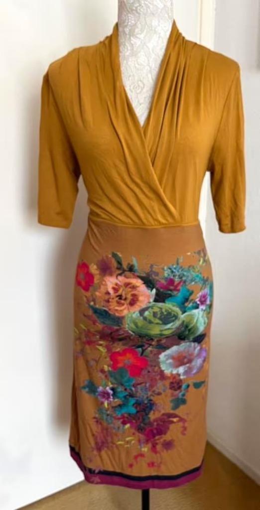 La Ligna jurk maat M, Kleding | Dames, Jurken, Zo goed als nieuw, Maat 38/40 (M), Knielengte, Ophalen of Verzenden