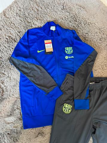 Nike FCB trainingspak orgineel beschikbaar voor biedingen