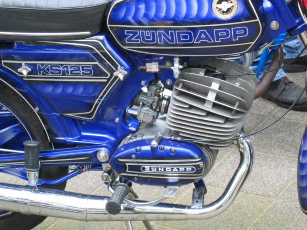 HALL0 ZUNDAPP RIJDERS NIETS VERGETEN VOOR KONINGSDAG, Ophalen of Verzenden, Gebruikt, Overige typen