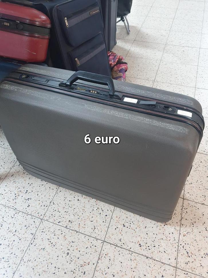 Hardcase koffer met cijferslot - 6 euro, Sieraden, Tassen en Uiterlijk, Koffers, Gebruikt, Hard kunststof, 60 tot 70 cm, 45 tot 55 cm