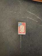 JFK Speldje met Amerikaanse Vlag, Ophalen of Verzenden, Gebruikt, Stad of Land, Speldje of Pin