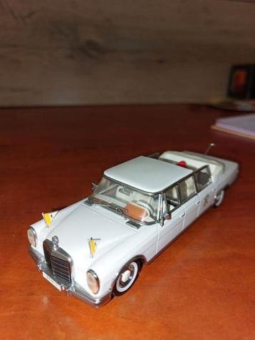 MERCEDES 600 LANDAUWER  PAUSMOBIEL beschikbaar voor biedingen