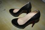 Christian Louboutin pumps maat 38 zwart high heels, Pumps, Zwart, Ophalen of Verzenden, Gedragen