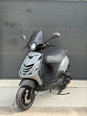 PIAGGIO ZIP 80CC 4T 2V BROM 2016 NARDO GREY FULL OPTION beschikbaar voor biedingen