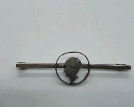 Zilveren Broche Koningin Wilhelmina Stil Verzet, Ophalen of Verzenden