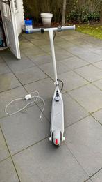Ninebot E-step - Zo goed als nieuw!, Fietsen en Brommers, Steps, Ophalen of Verzenden, Zo goed als nieuw, Elektrische step (E-scooter)