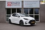 Toyota Yaris 1.5 Hybrid Business Plus ACC Carplay Camera 1e, Stof, Gebruikt, Zwart, Wit