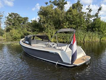Intender 820 (bj 2022) beschikbaar voor biedingen
