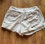 Nike Tennis Short Wit, Kleding | Dames, Sportkleding, Maat 38/40 (M), Wit, Nike, Ophalen of Verzenden