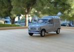 Renault 4 F4 1962 model & klein naslagwerkje, Ophalen of Verzenden, Nieuw, Auto, Overige merken