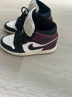 Nike jordens, Ophalen of Verzenden, Zo goed als nieuw, Sneakers of Gympen