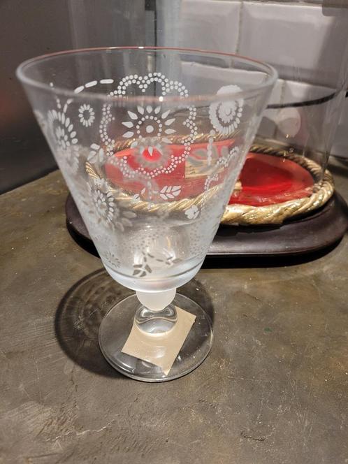 2 oudere wijnglazen set prijs 4.95 foto 1 t/m 4, Antiek en Kunst, Curiosa en Brocante, Ophalen of Verzenden