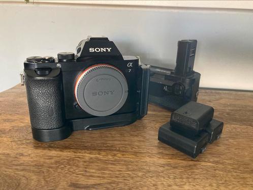 Sony A7 (incl. rig & batterijgrip), Audio, Tv en Foto, Fotocamera's Digitaal, Gebruikt, Sony, Geen optische zoom, Ophalen