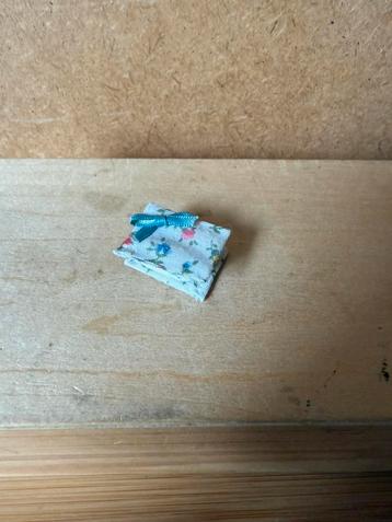 Lief doosje - hxbxd ca 1x2.7x2cm - handwerk beschikbaar voor biedingen