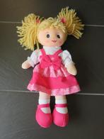Mooie stoffen pop, ca 40cm groot. Mooi zacht materiaal., Ophalen of Verzenden, Zo goed als nieuw, Babypop