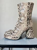 MNG slangenprint laarsjes,37. Blokhak plateau vintage snake, Verzenden, Lage of Enkellaarzen, Zo goed als nieuw, Overige kleuren