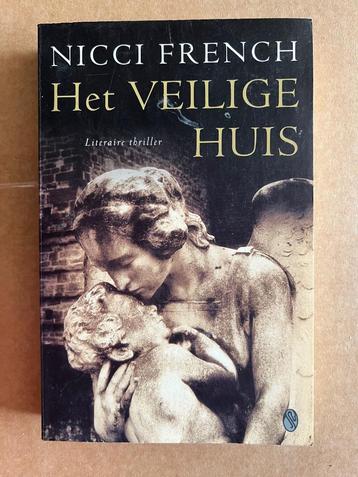 Nicci French: Het veilige huis beschikbaar voor biedingen