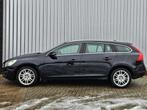 Volvo V60 2.4 D5 Summum /Automaat/Dealer Onderhouden!, Euro 5, Zwart, Startonderbreker, Zwart