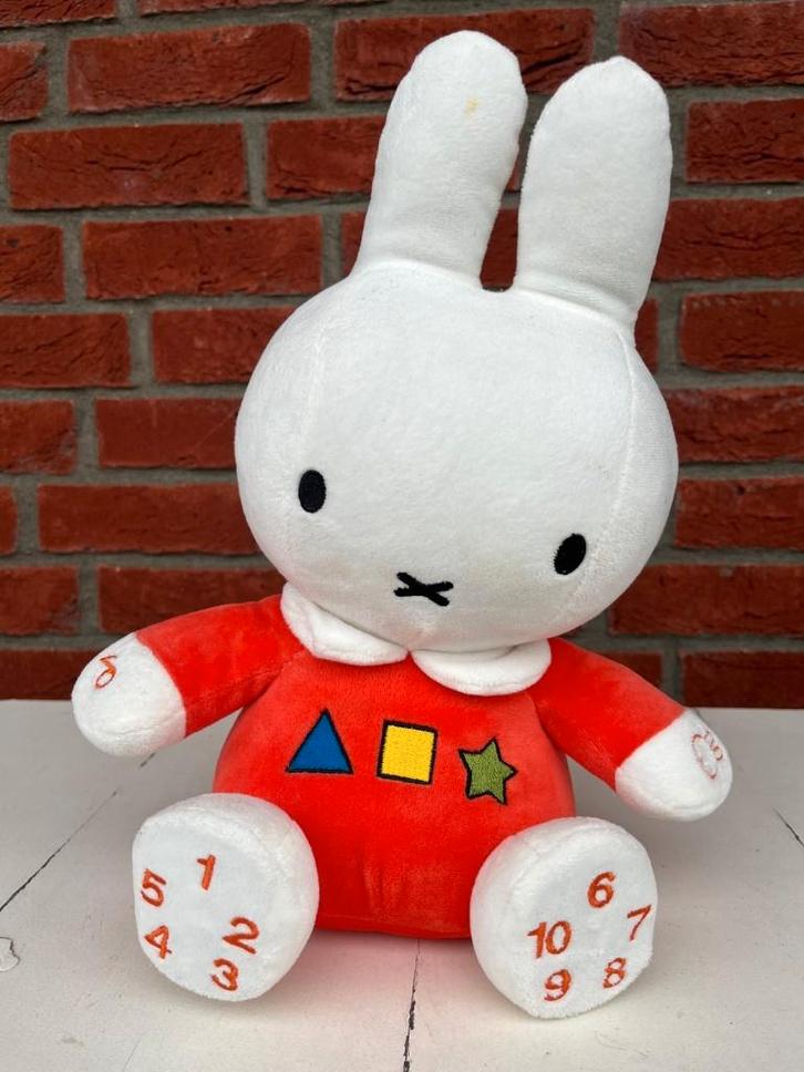 Nijntje Sprekende Nijntje (35 cm), Kinderen en Baby's, Speelgoed | Knuffels en Pluche, Zo goed als nieuw, Konijn, Ophalen of Verzenden