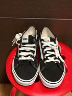 Schoenen maat 42, Kleding | Heren, Schoenen, Ophalen of Verzenden, Zo goed als nieuw, Zwart