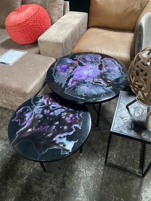 Epoxy salontafels met spacy design, Huis en Inrichting, Tafels | Salontafels, Zo goed als nieuw, Minder dan 50 cm, Rond, Ophalen of Verzenden