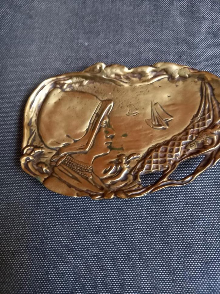 Messing asbak uit de jaren '40., Verzamelen, Rookartikelen, Aanstekers en Luciferdoosjes, Gebruikt, Asbak, Ophalen of Verzenden