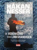 Hakan Nesser – De vereniging van linkshandigen, Ophalen of Verzenden, Zo goed als nieuw