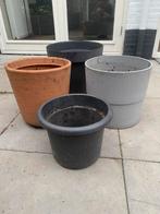 4 kunststof planten potten zwart antraciet grijs en terra, Kunststof, Rond, Ophalen of Verzenden, Zo goed als nieuw