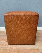 Vierkante bruine poef - vintage retro cognac krukje stoel, Ophalen, Minder dan 50 cm, Gebruikt, Minder dan 50 cm
