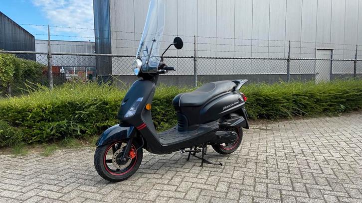 Sym Fiddle 2, Fietsen en Brommers, Scooters | SYM, Gebruikt, Fiddle, Benzine, Ophalen